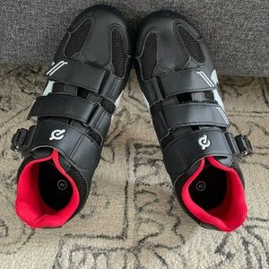 PELETON SHOES SIZE 40